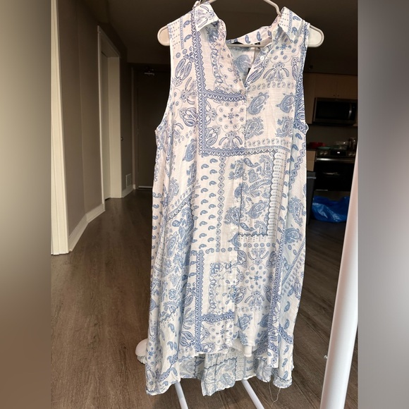 Paisley print NWT tunic - Picture 2 of 5